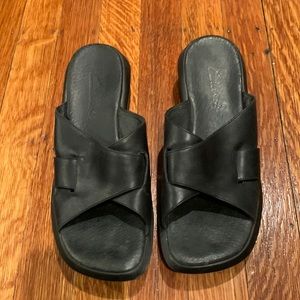 Clarks black leather sandals